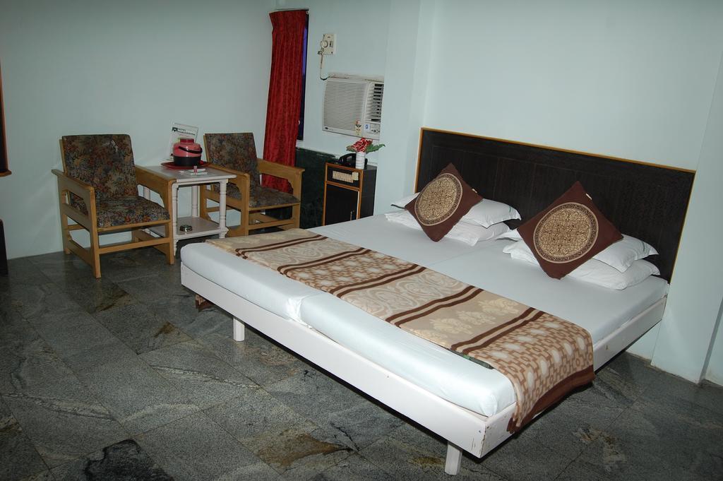 Hotel Ramakrishna, Tiruvannāmalai Room photo