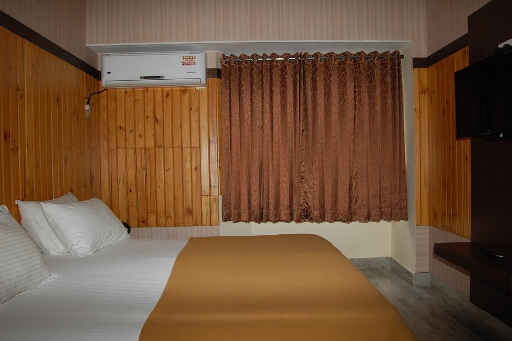 Hotel Ramakrishna, Tiruvannāmalai Exterior photo